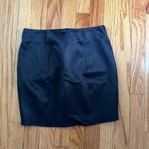 Betsy Johnson black stretch skirt, size petite